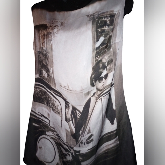 Miroa Cityscape design Silky Short Black Dress . Black and White. Size Large. - Picture 3 of 5